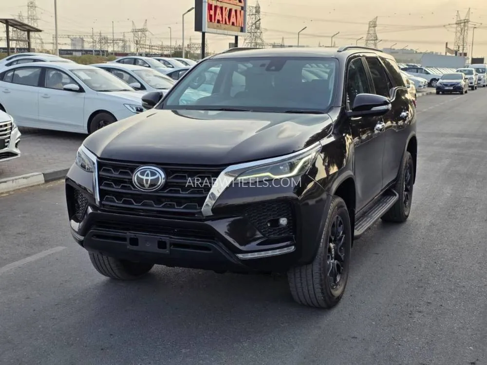 Toyota Fortuner 2024 for Sale in Dubai Image-2