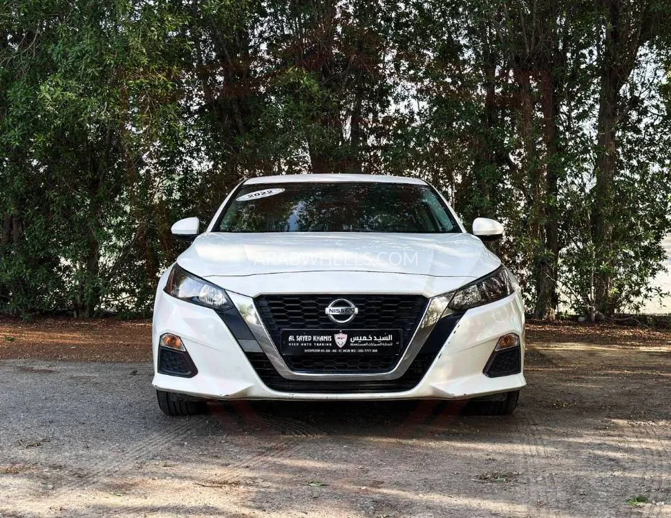Nissan Altima 2022 for Sale in Sharjah Image-2