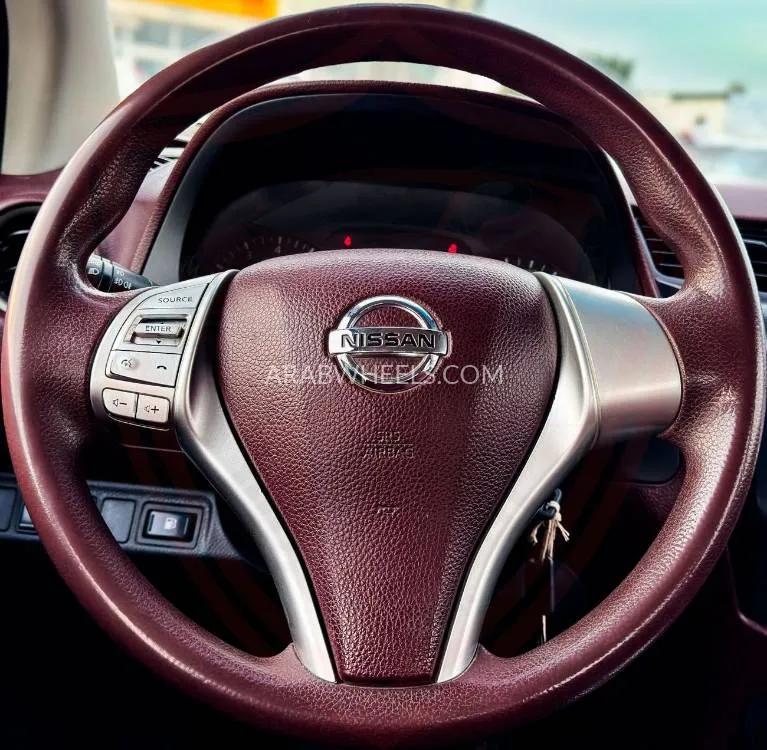 Nissan Navara 2022 for Sale in Sharjah Image-13