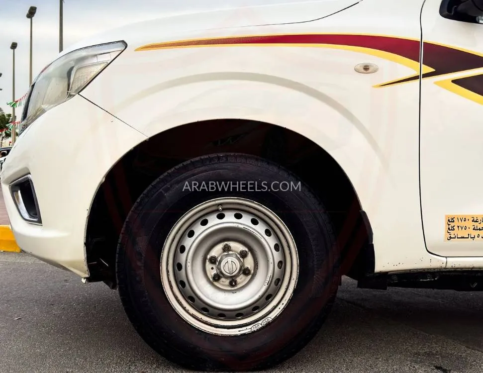 Nissan Navara 2022 for Sale in Sharjah Image-16