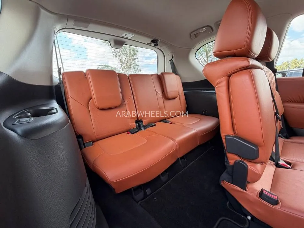 Nissan Patrol 2022 for Sale in Dubai Image-7