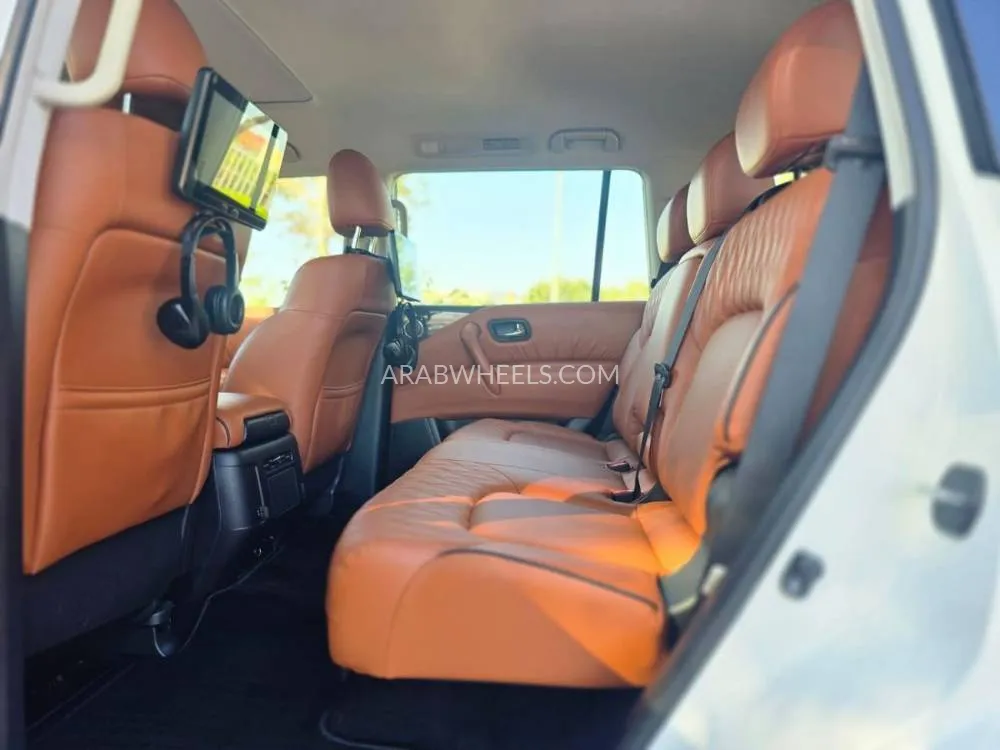Nissan Patrol 2023 for Sale in Dubai Image-13