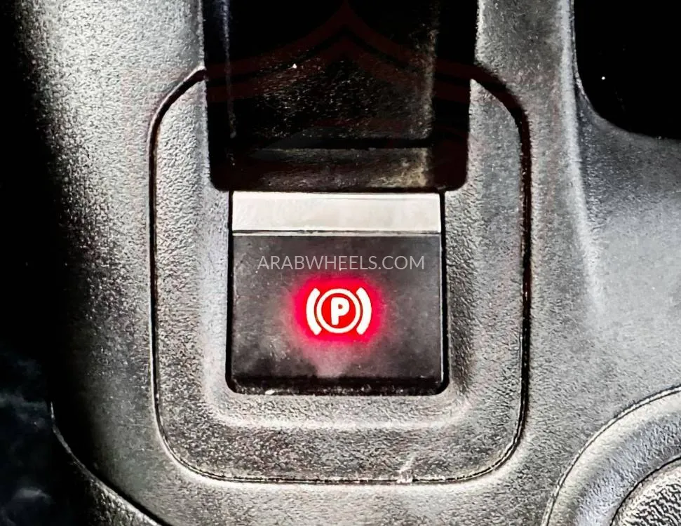 Peugeot Partner 2022 for Sale in Sharjah Image-16