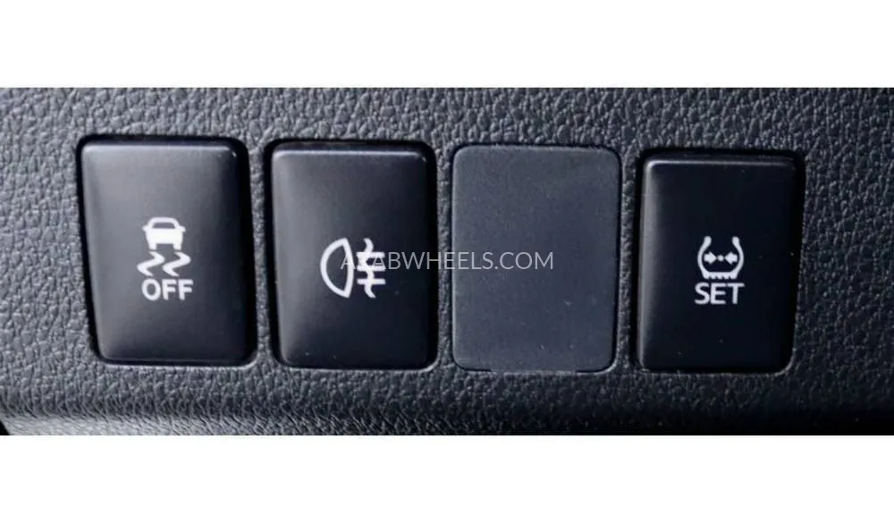 Toyota Rush 2023 for Sale in Sharjah Image-15