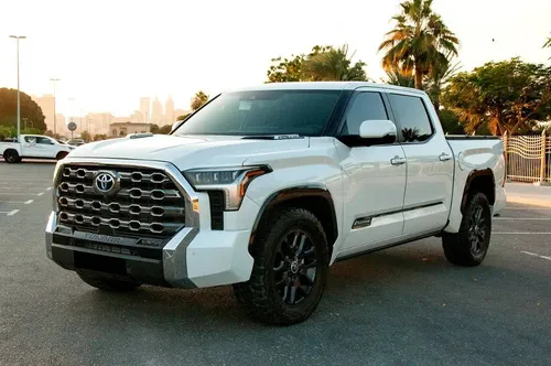 Toyota Tundra CrewMax SR5 2024