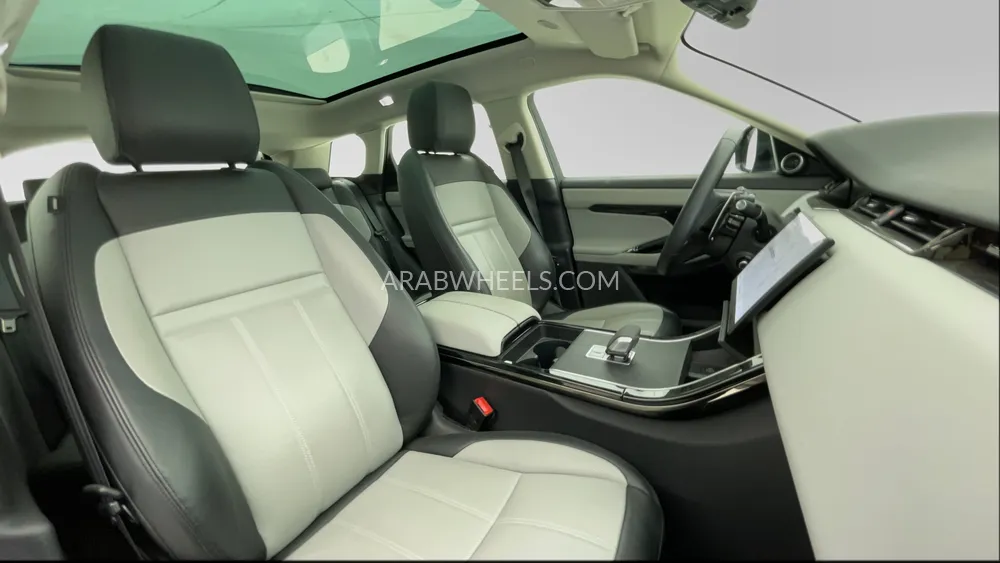 Land Rover Range Rover Evoque 2024 for Sale in Dubai Image-28