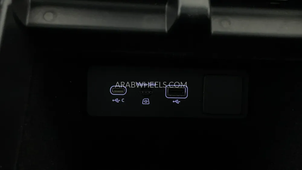 Land Rover Range Rover Evoque 2024 for Sale in Dubai Image-62