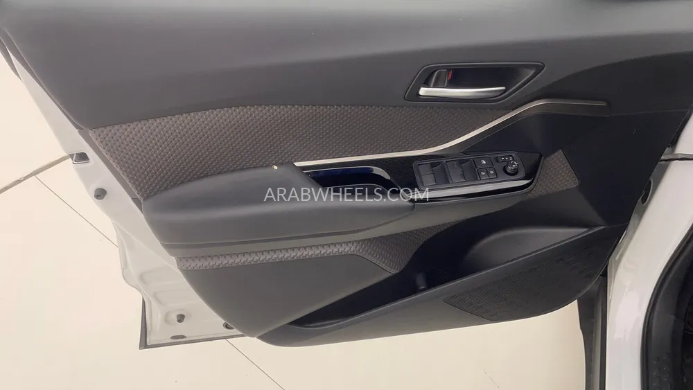 Toyota C-HR 2022 for Sale in Dubai Image-19