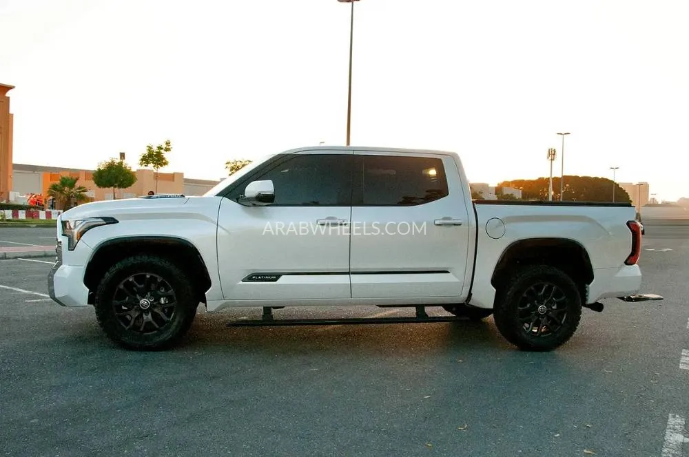 Toyota Tundra 2024 for Sale in Dubai Image-9