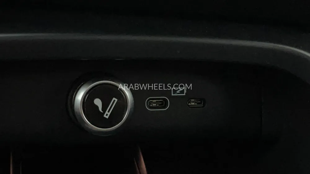 Volvo XC40 2023 for Sale in Dubai Image-54