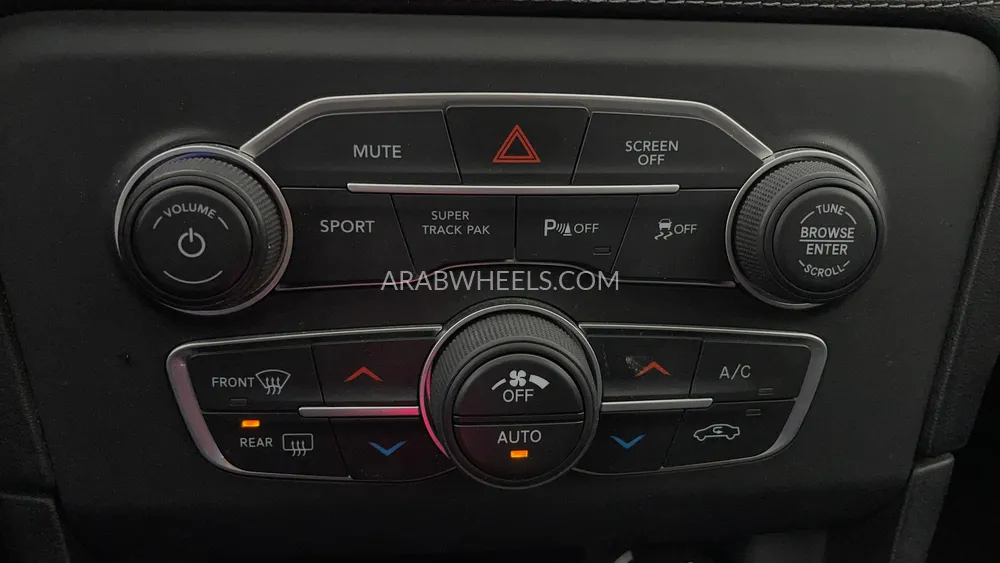 Dodge Charger 2023 for Sale in Dubai Image-53