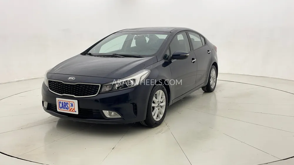Kia Cerato 2018 for Sale in Dubai Image-7