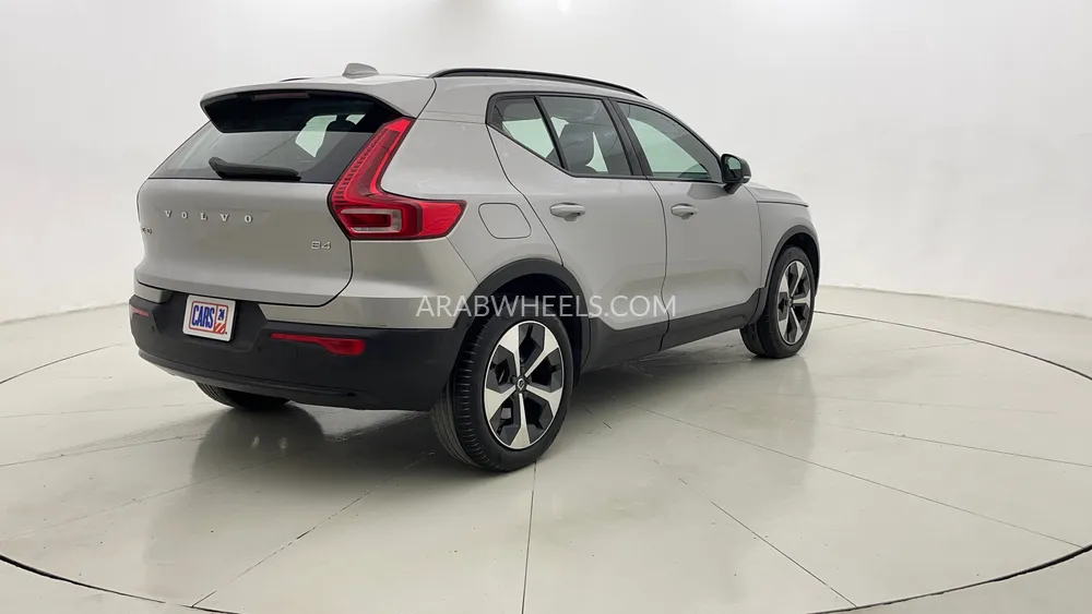 Volvo XC40 2023 for Sale in Dubai Image-3