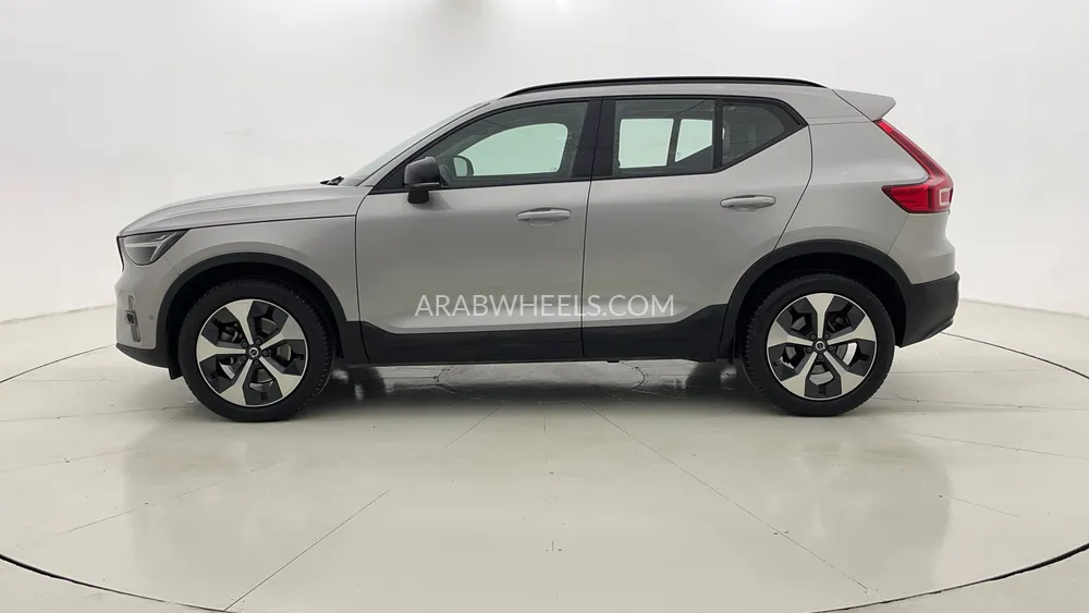 Volvo XC40 2023 for Sale in Dubai Image-6