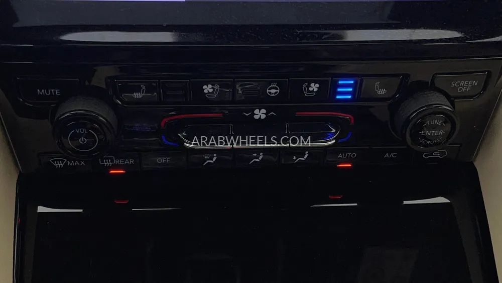 Jeep Grand Cherokee 2023 for Sale in Dubai Image-60