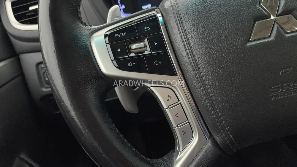 Mitsubishi Montero Sport 2022 for Sale in Dubai Image-54