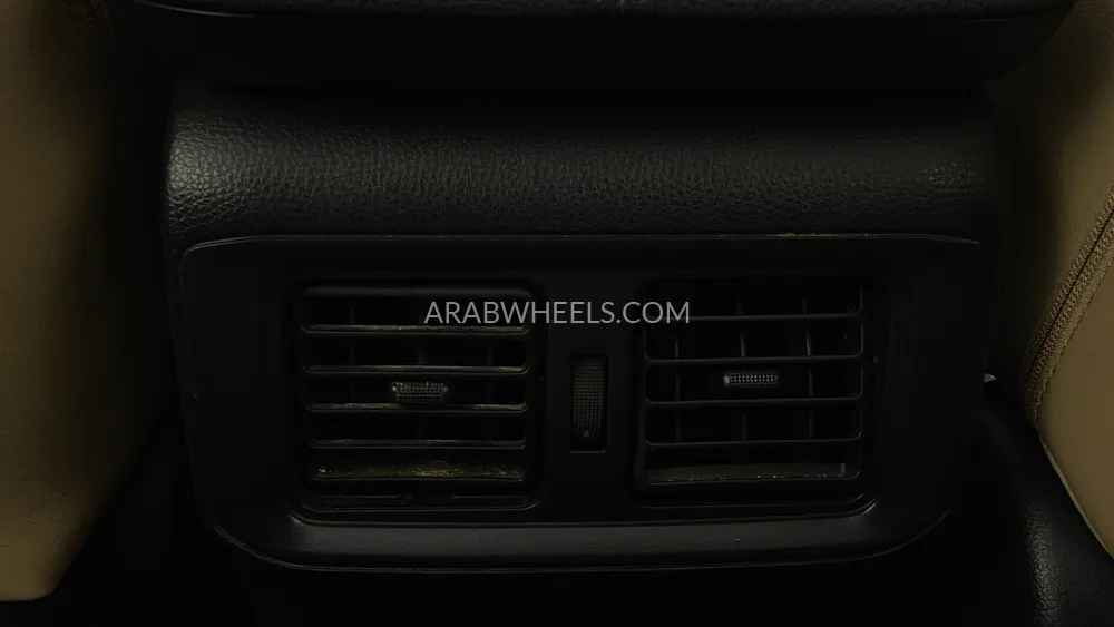 تويوتا راف 4 2023 for Sale in دبي Image-25