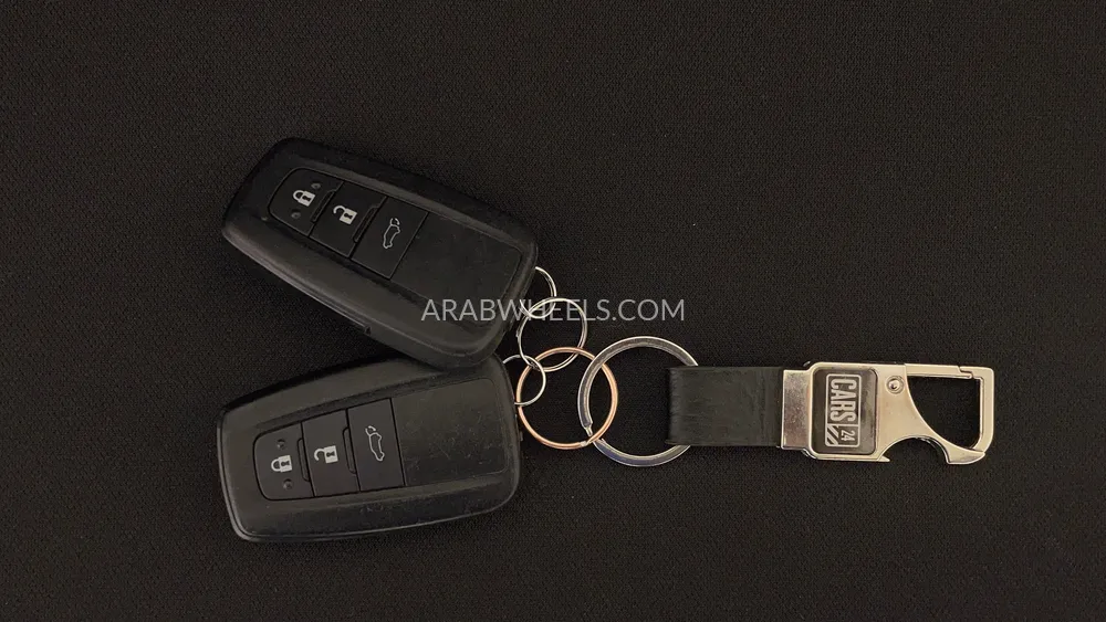 تويوتا راف 4 2023 for Sale in دبي Image-29