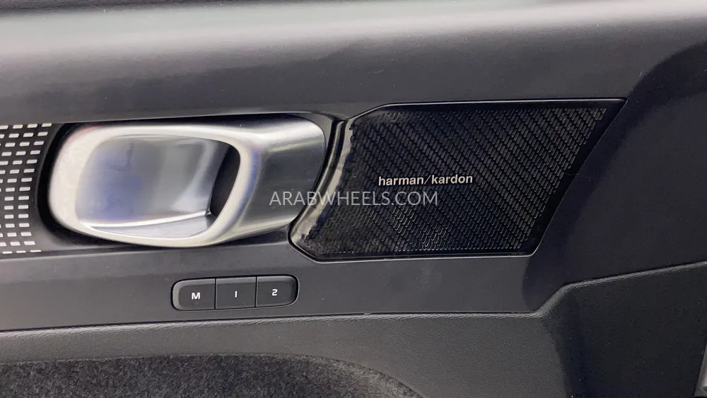 Volvo XC40 2022 for Sale in Dubai Image-25