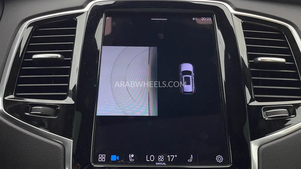 Volvo XC90 2023 for Sale in Dubai Image-18