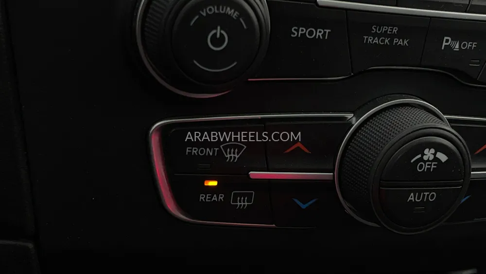 Dodge Charger 2023 for Sale in Dubai Image-43