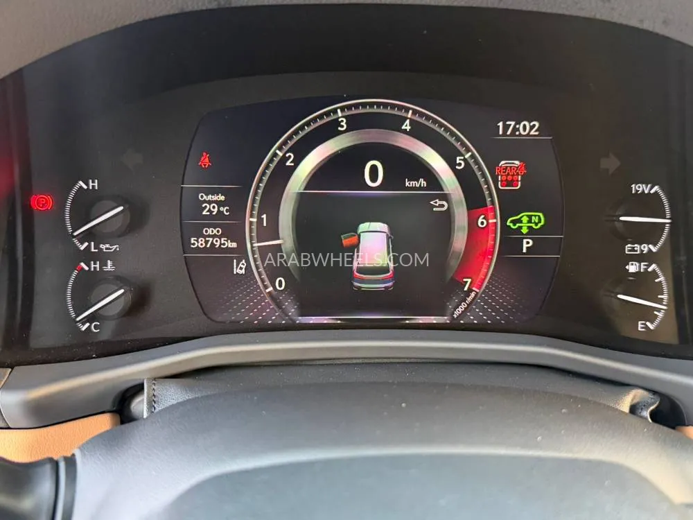 لكزس LX 2024 for Sale in أبو ظبي Image-10