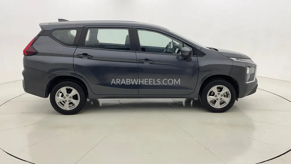 Mitsubishi Xpander 2023 for Sale in Dubai Image-2