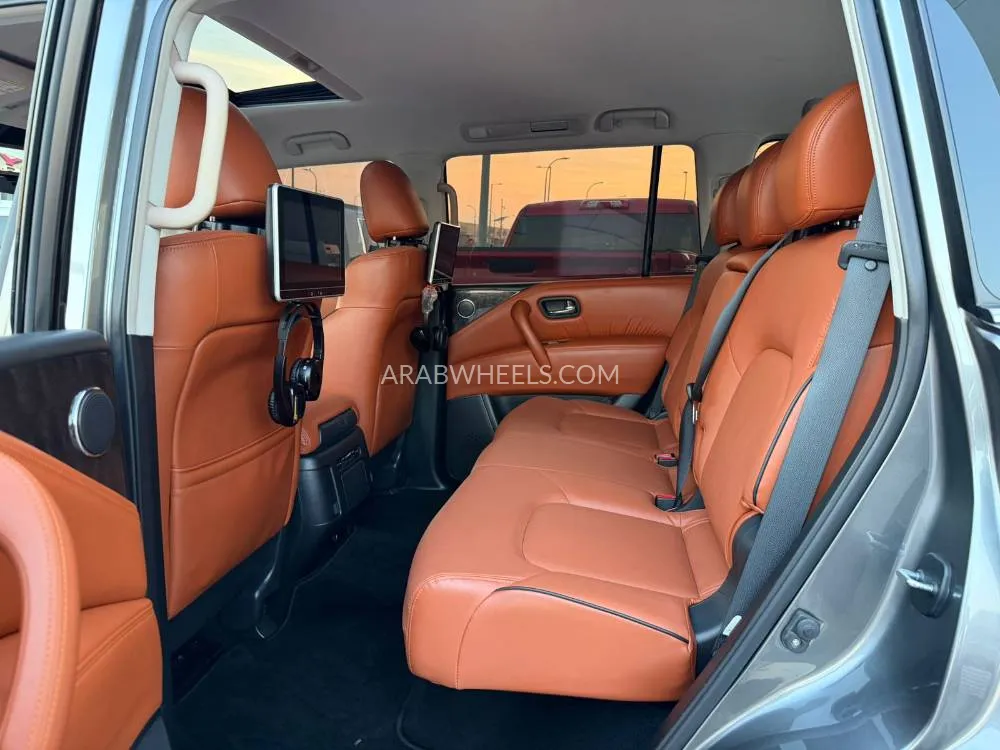 Nissan Patrol 2022 for Sale in Abu Dhabi Image-8