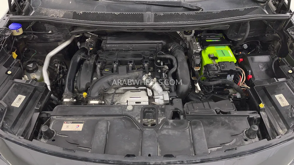 Peugeot 3008 2018 for Sale in Dubai Image-9