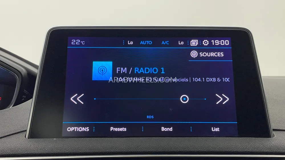 Peugeot 3008 2018 for Sale in Dubai Image-34