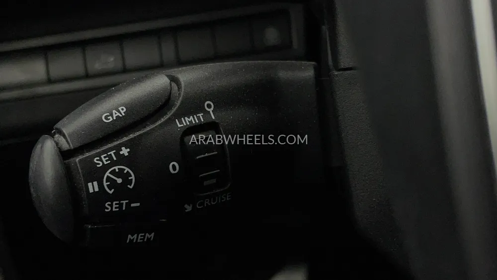 Peugeot 3008 2018 for Sale in Dubai Image-48