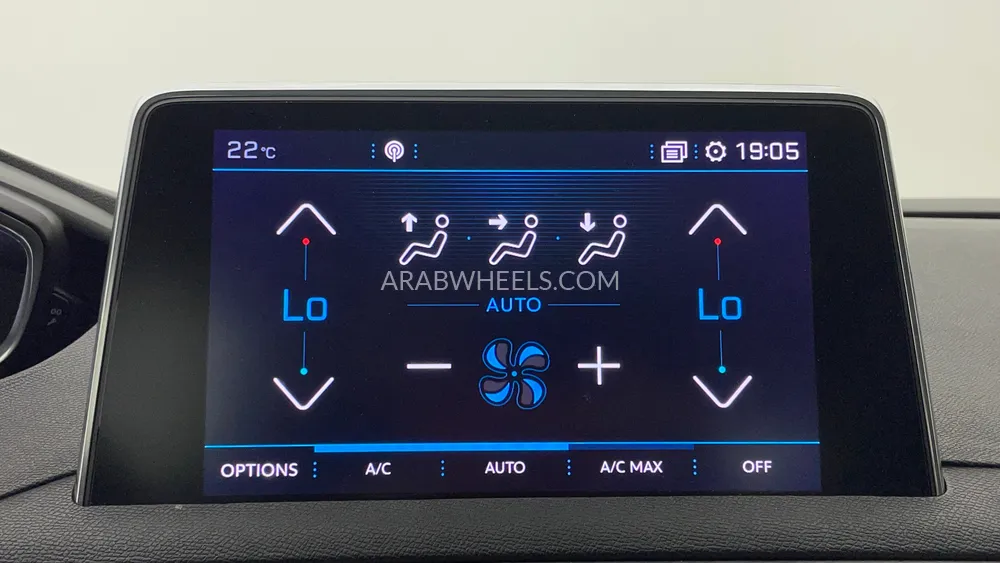 Peugeot 3008 2018 for Sale in Dubai Image-55