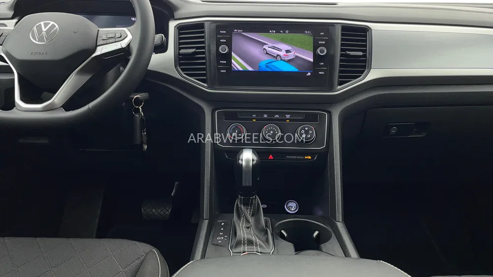 Volkswagen Teramont 2022 for Sale in Dubai Image-14