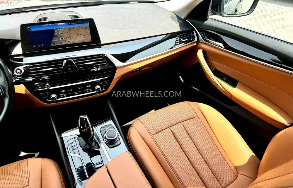 BMW 5 series 2023 for Sale in Sharjah Image-5