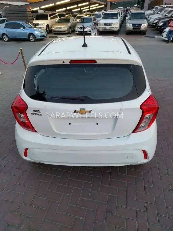 Chevrolet Spark 2017 for Sale in Sharjah Image-19