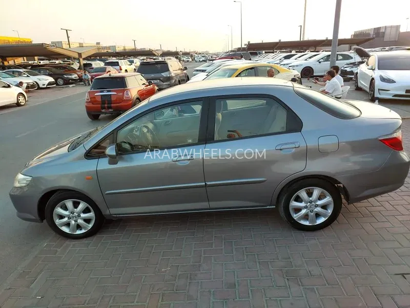 Honda City 2006 for Sale in Sharjah Image-8