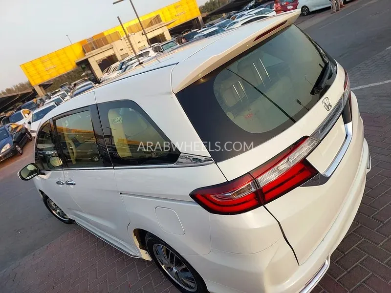 Honda Odyssey 2019 for Sale in Sharjah Image-5