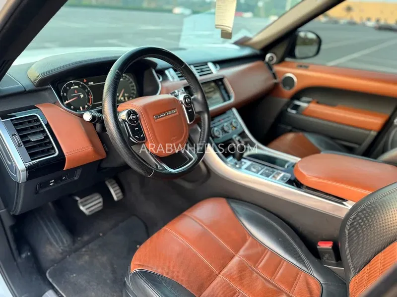 Land Rover Range Rover Sport 2014 for Sale in Sharjah Image-10