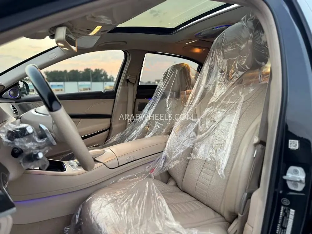 Mercedes Benz CLS Class 2014 for Sale in Sharjah Image-2