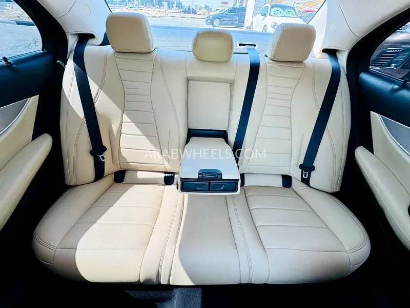 Mercedes Benz E Class 2019 for Sale in Sharjah Image-8