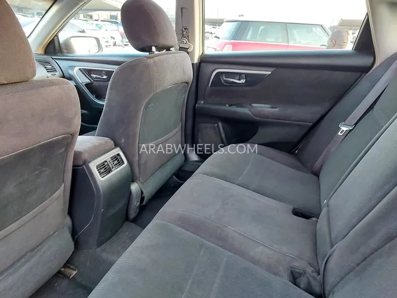 Nissan Altima 2013 for Sale in Sharjah Image-18