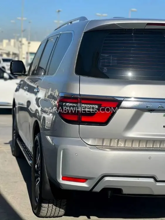 Nissan Patrol 2021 for Sale in Sharjah Image-15
