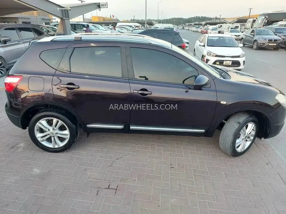 Nissan Qashqai 2011 for Sale in Sharjah Image-11