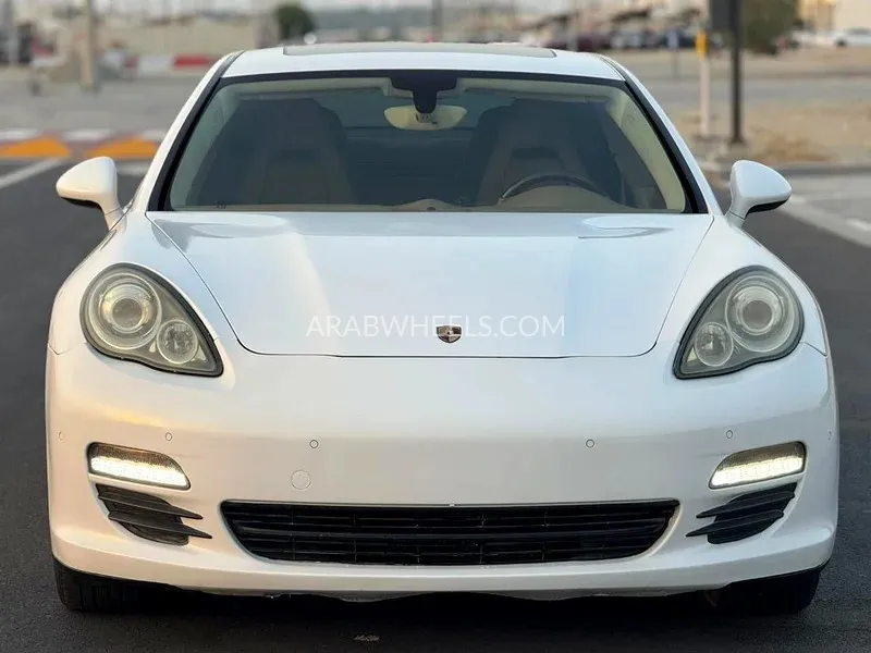 Porsche Panamera 2010 for Sale in Sharjah Image-3