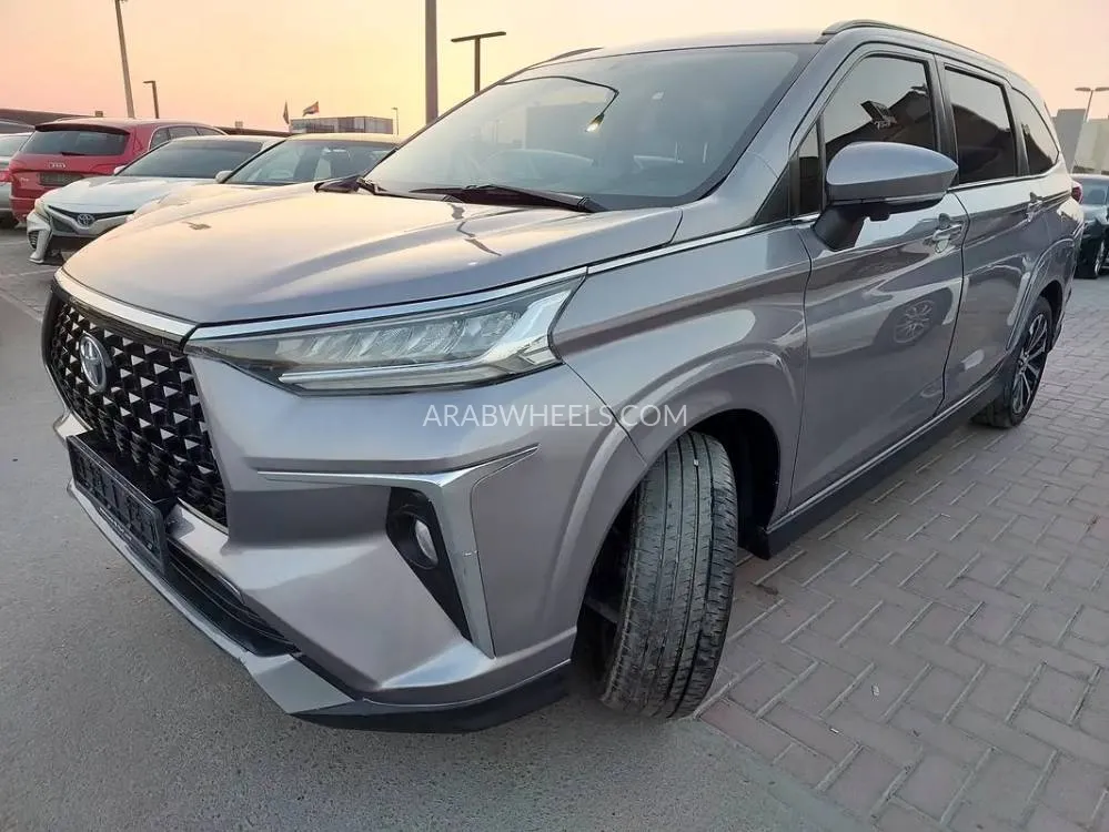 Toyota Vios 2024 for Sale in Sharjah Image-11