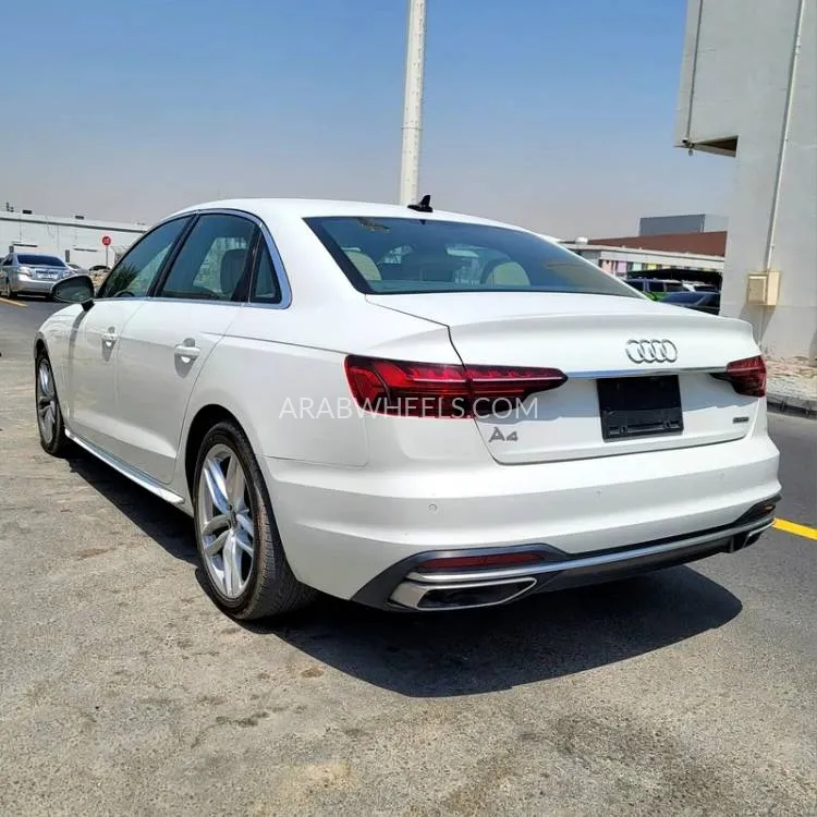 Audi A4 2022 for Sale in Sharjah Image-4