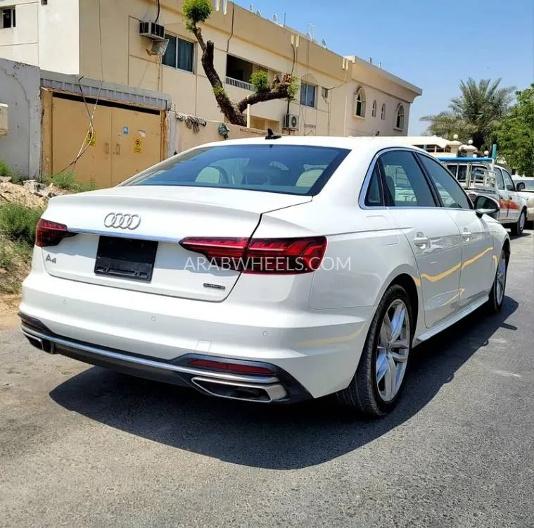 Audi A4 2022 for Sale in Sharjah Image-11