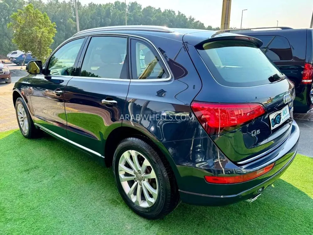 Audi Q5 2015 for Sale in Sharjah Image-6