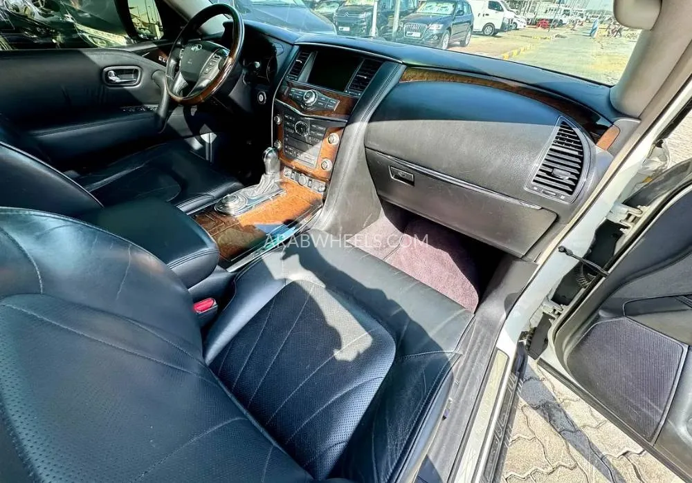 Infiniti QX56 2013 for Sale in Sharjah Image-19