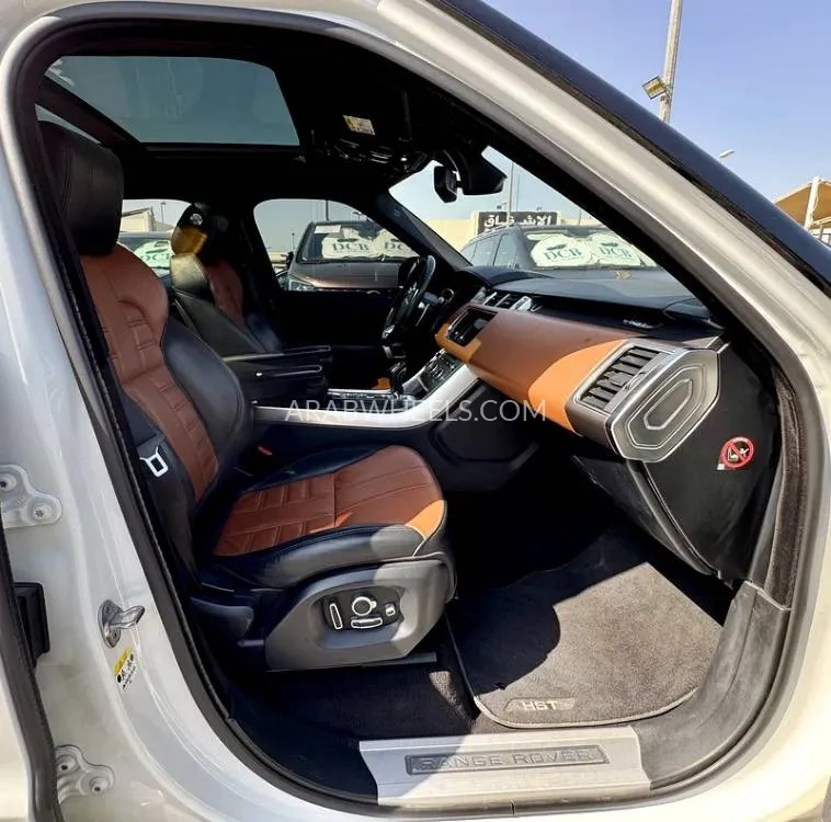 Land Rover Range Rover Sport 2016 for Sale in Sharjah Image-5
